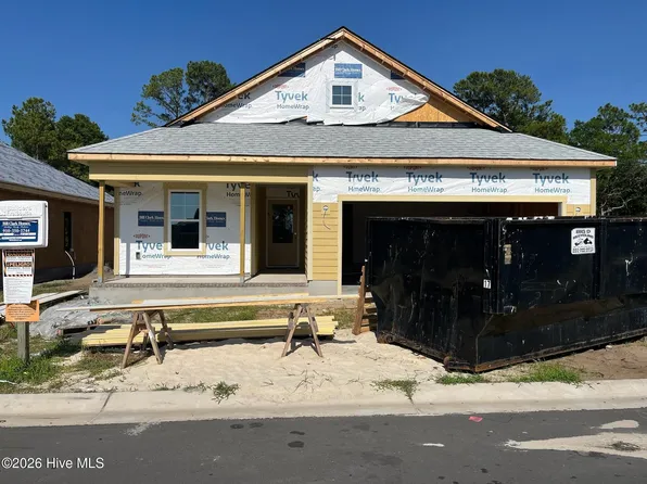 2415 Lake Ridge Drive, Southport, NC 28461