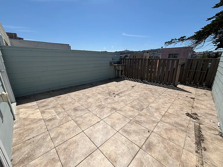 265 Lobos St — Photo 16