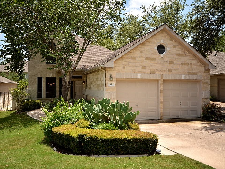 1st image of 29 Troon Dr
