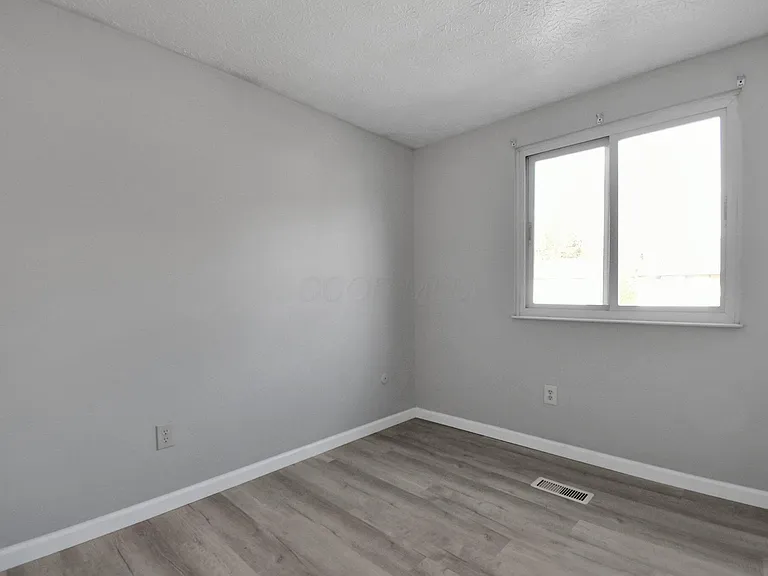 3102 Dewbourne Dr — Photo 17