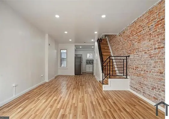 2317 S Beulah St — Photo 6