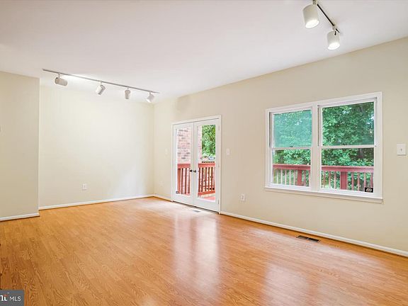5th image of 7768 Heatherton Ln #7768