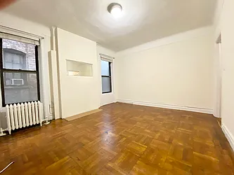 Rented by Manhattan Spaces