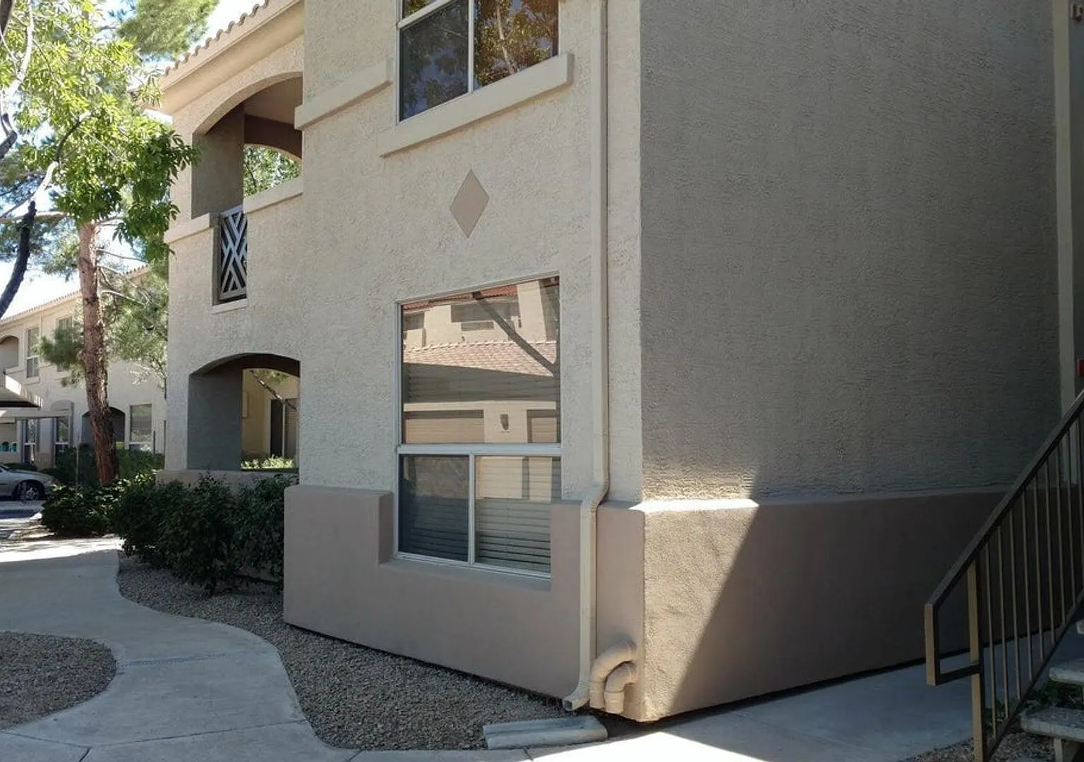 1-Bedroom Condo in the Heart of Scottsdale! — Photo 1