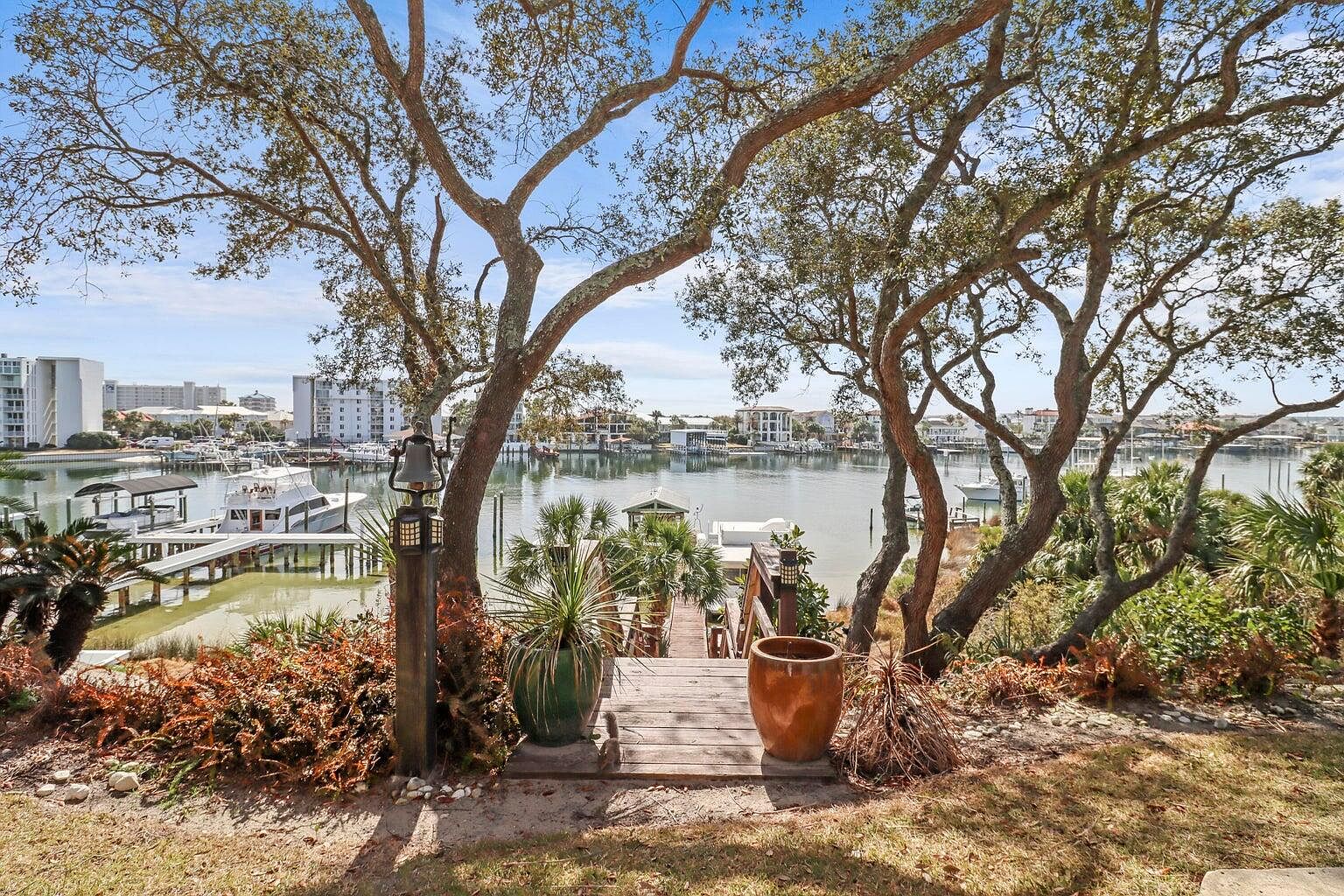 708 Harbor Blvd, Destin, FL 32541 | MLS #994598 | Zillow