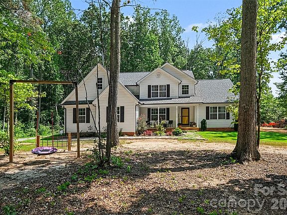 5th image of 6705 Long Island Rd