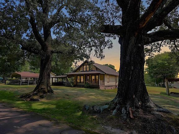3rd image of 304 Bock Ave