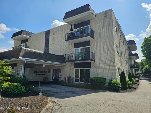 161 Thierman Ln APT 3A, Saint Matthews, KY 40207