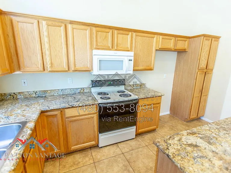 1578 E Megan St — Photo 14