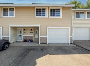 3292 Valley Ridge Dr, Eagan, MN 55121