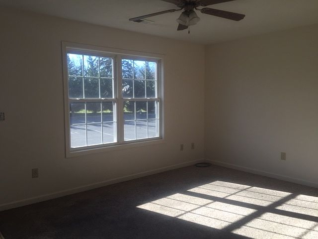 2nd image of 119 Center St