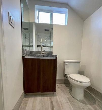 4th image of 3042 Atwater Ave #1/2