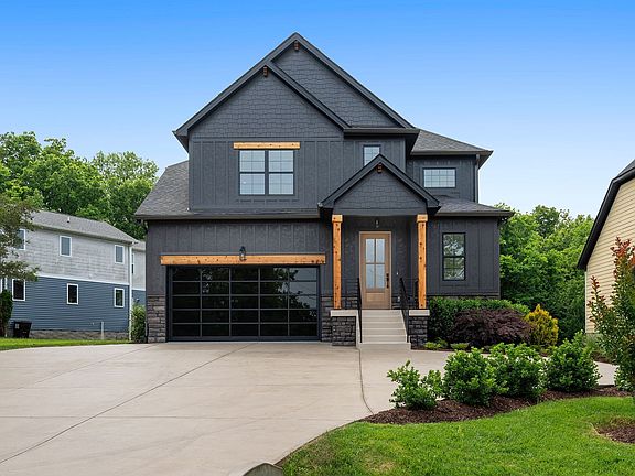 3rd image of 223 Liberty Ln