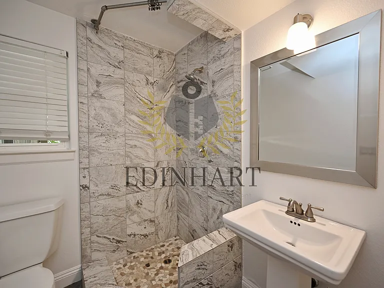21678 Eastmere Ln — Photo 30