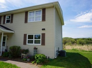 201 Mitchell Cir, Duluth, MN 55811