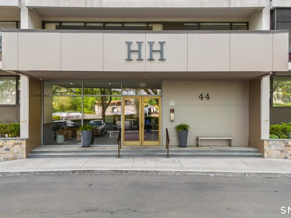 44 Strawberry Hill Avenue #8K, Stamford, CT 06902