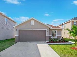 5690 NW Pine Trail Cir, Port Saint Lucie, FL 34983