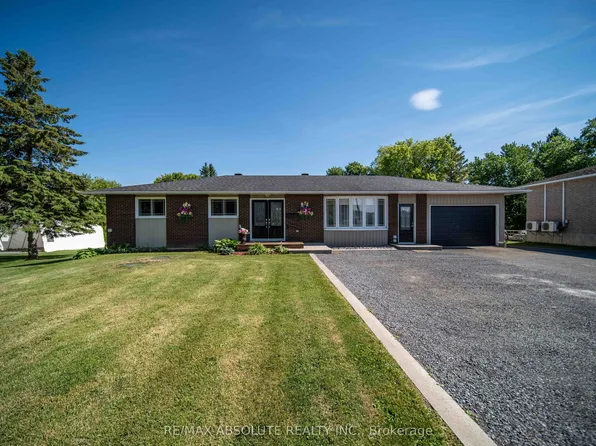 782 Notre Dame St, Russell, ON K0A 1W1