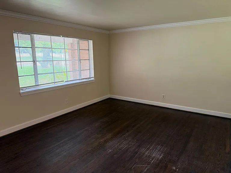 2642 Arnold Dr — Photo 1