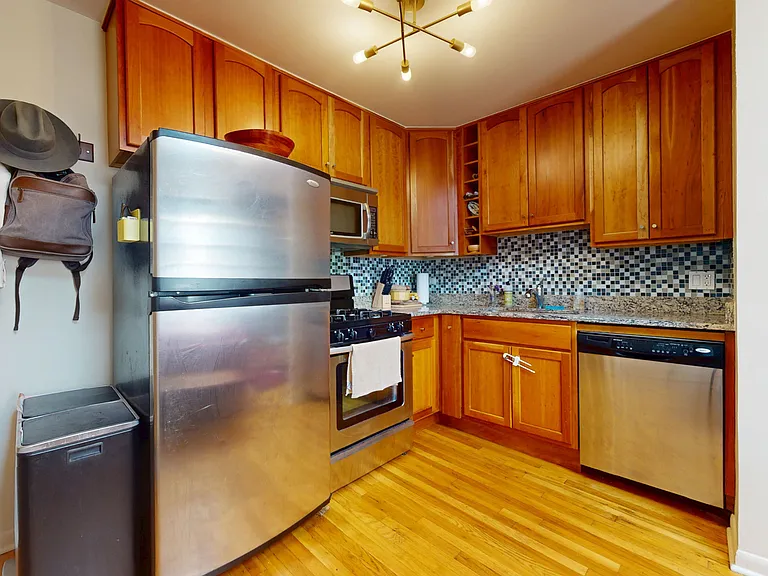 2947 N Sheffield Ave #3 — Photo 9