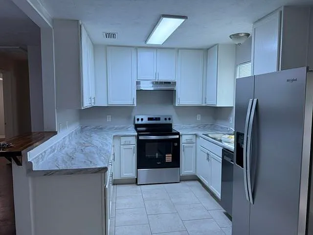 2145 Portsmouth Cir — Photo 12