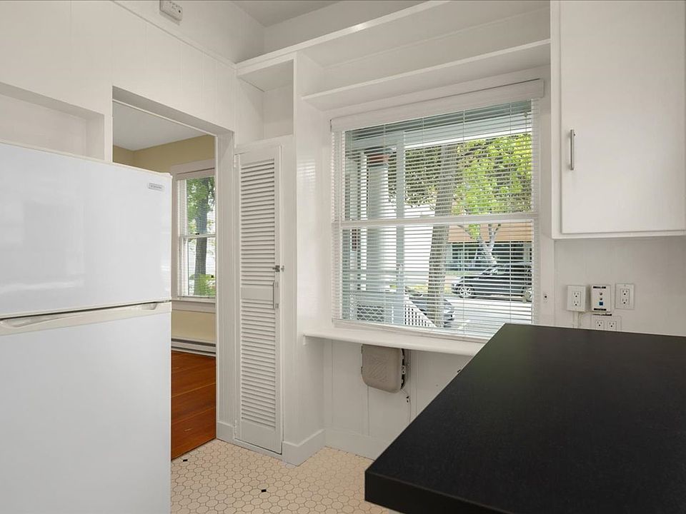 525 Hamilton Ave. Apartment Rentals Palo Alto, CA Zillow
