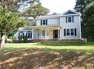 1564 Peaceburg Ln, Weaver, AL 36277