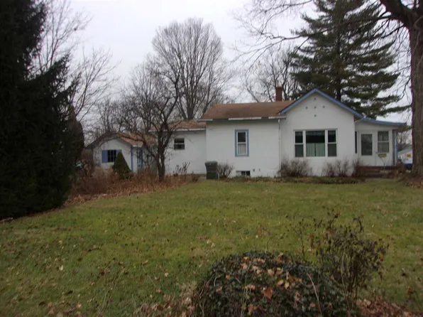 466 NW J St, Richmond, IN 47374