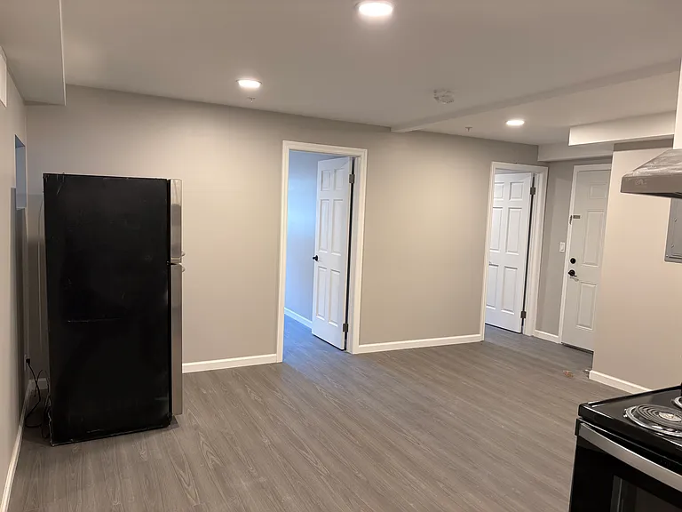 71 Franklin St #1B — Photo 5