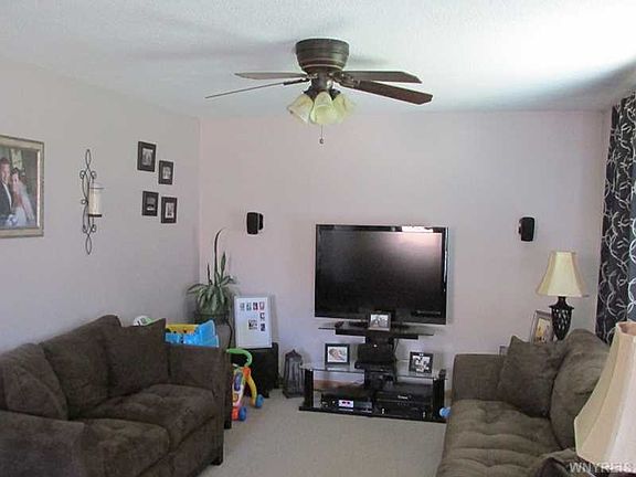 3rd image of 301 Rogers Ave