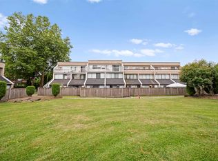 17708 60th Ave #55, Surrey, BC V3S 1V2