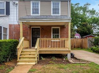 5926 Edgehill Ct, Alexandria, VA 22303