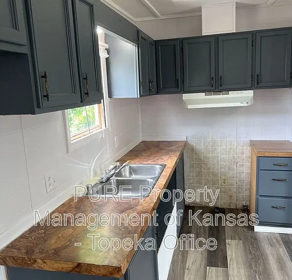 1208 Oak St #4 — Photo 12