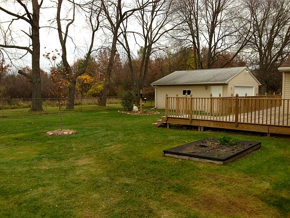3rd image of 523 Alvena Ave