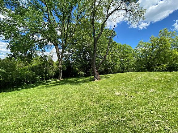 801 Romaine Creek Rd, Fenton, MO 63026 | Zillow