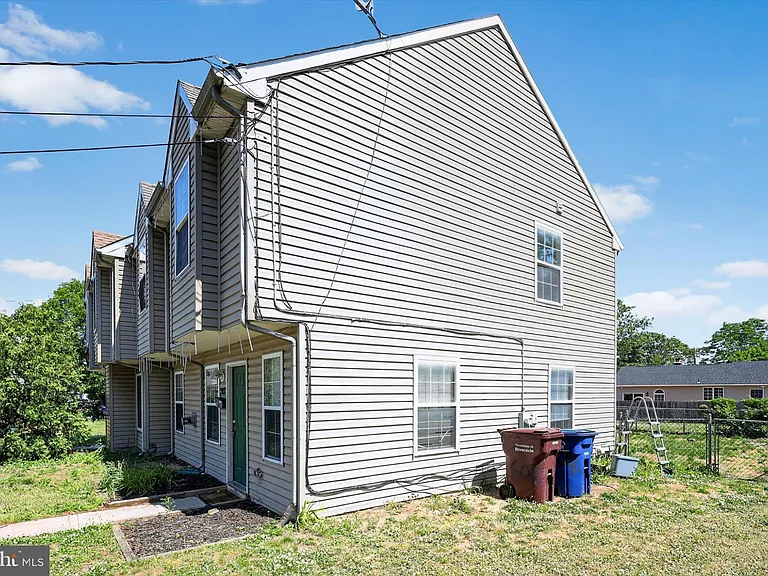 507 S Fairview St — Photo 35