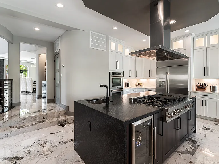 7880 Dana Point Ct — Photo 14