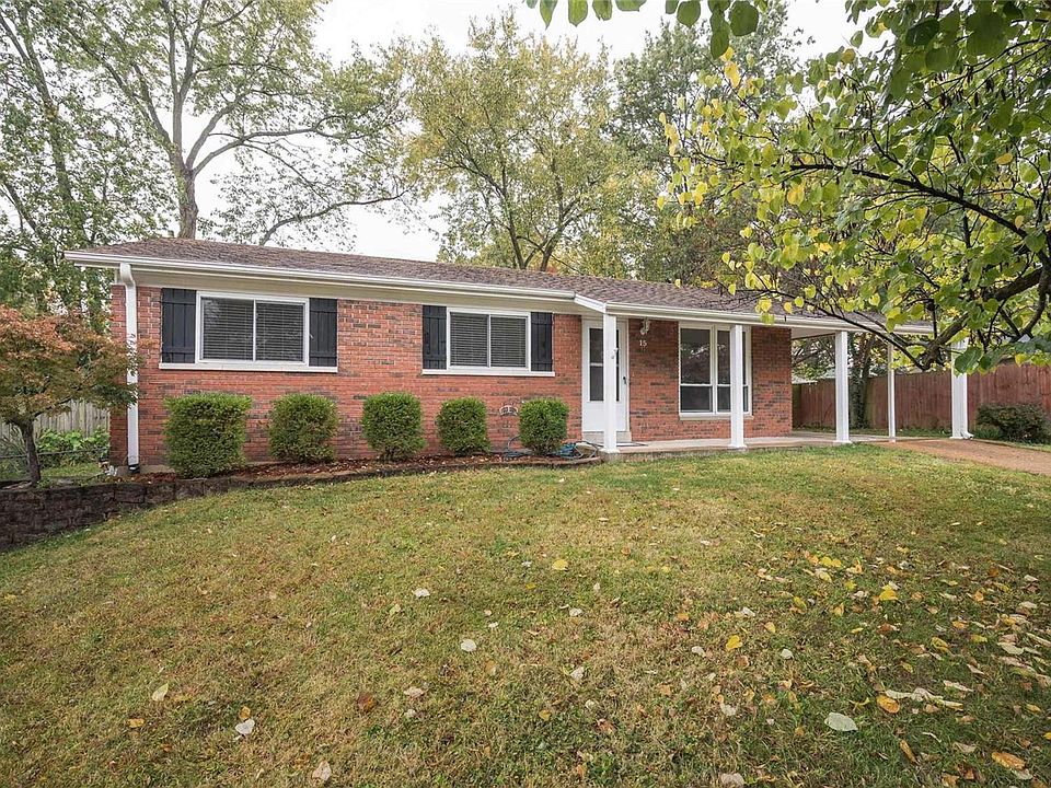 1st image of 15 Lori Cir