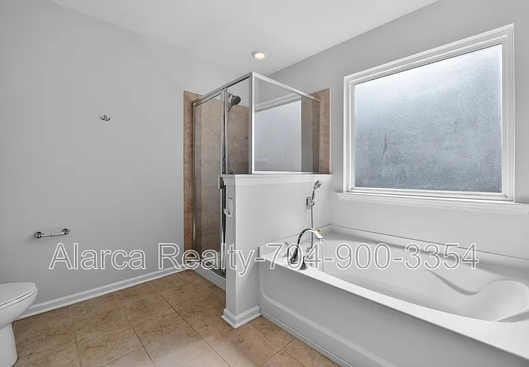 10431 Paisley Abbey Ln — Photo 30