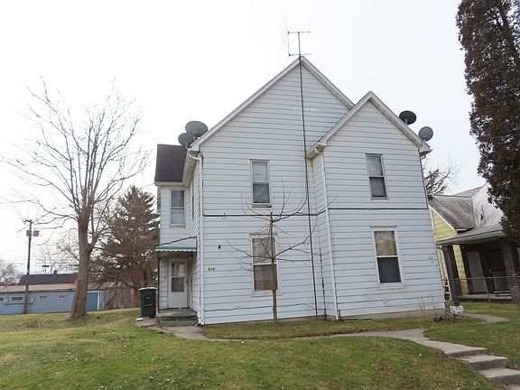 3rd image of 915 W Powers St #917