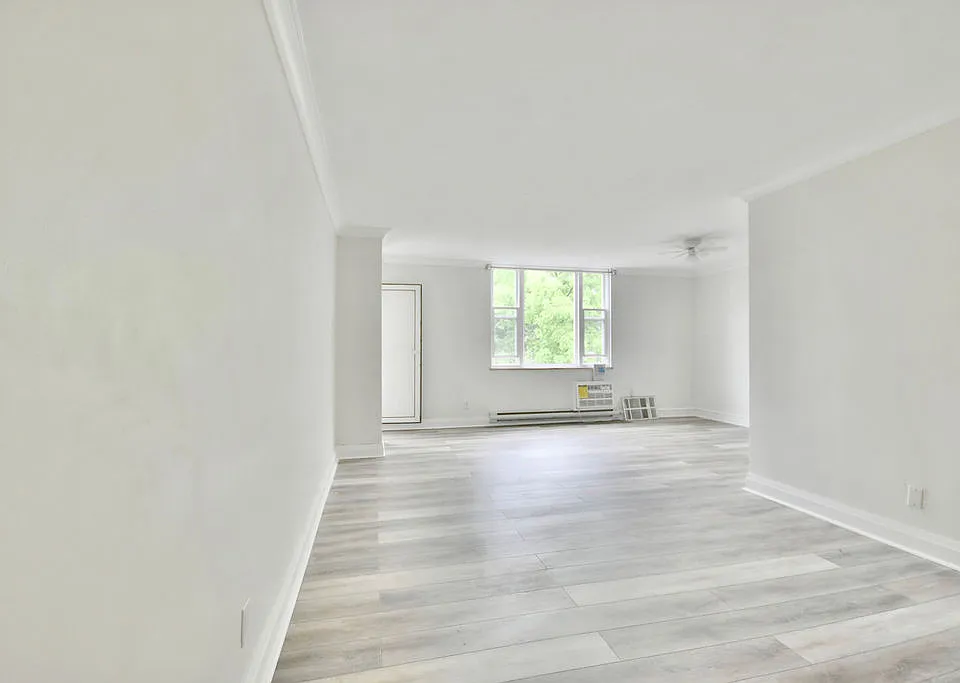 2 Grove St E #45