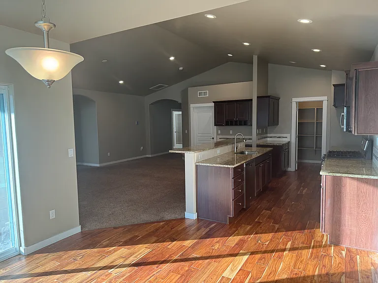 1298 N Tyra Ave — Photo 9