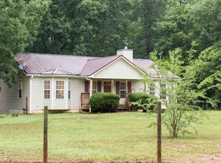 86 April Ln, Jefferson, GA 30549