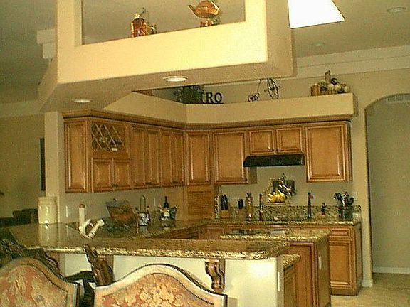 3rd image of 3395 Iroquois Dr