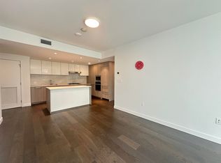 3331 No 3 Rd #702, Richmond, BC V6X 2B6