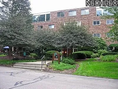 6000 Nob Hill Dr #311 — Photo 4