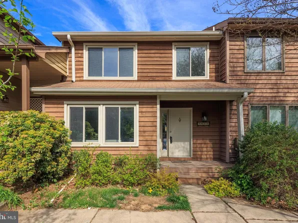 9413 Clocktower Ln, Columbia, MD 21046