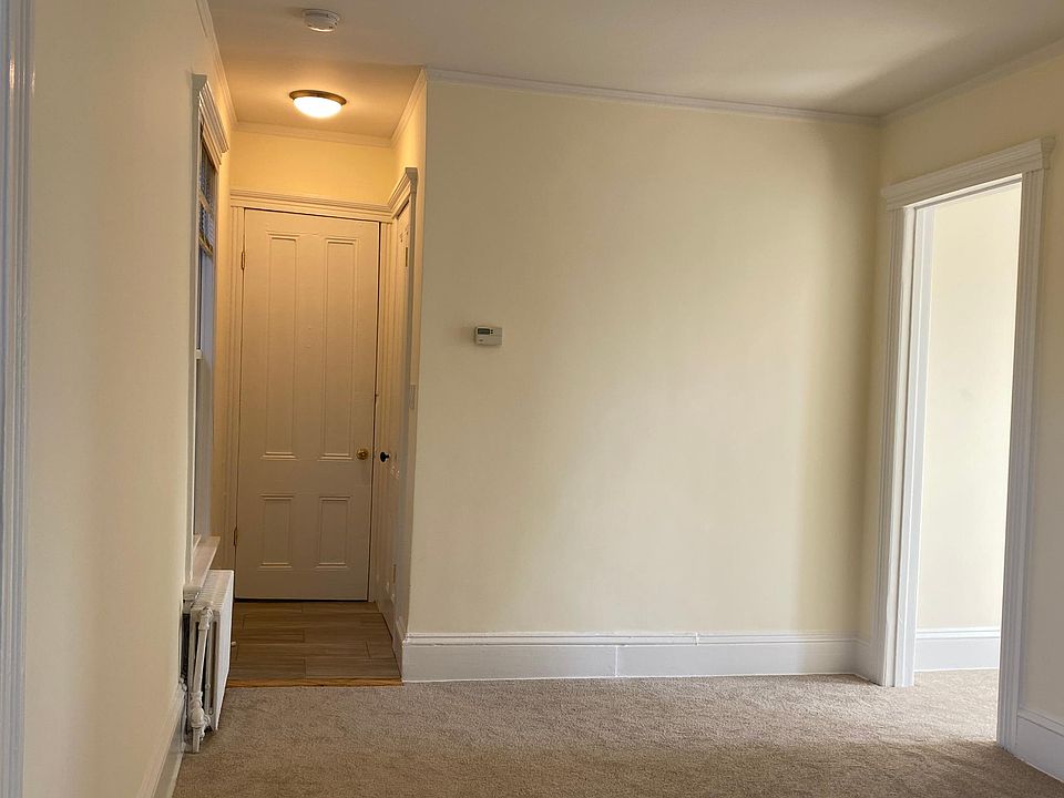 1st image of 9 N Eckar St APT 2