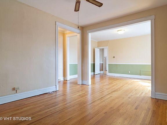 3rd image of 4911 W Hutchinson St #2