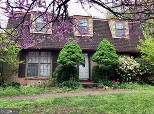 290 Irish Run Rd, Mohrsville, PA 19541